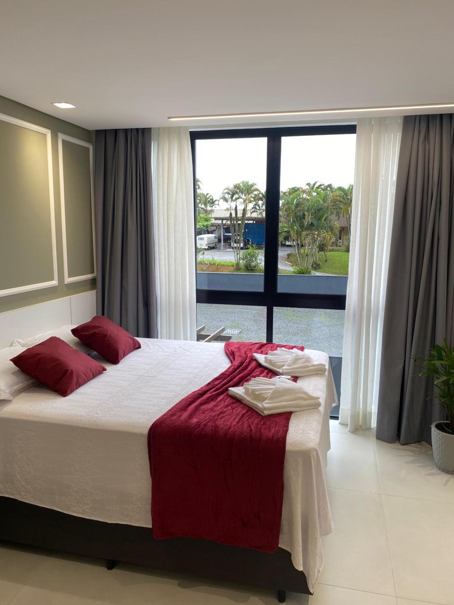 Apartment Flat 205 Homebusiness Perto Do Centro!